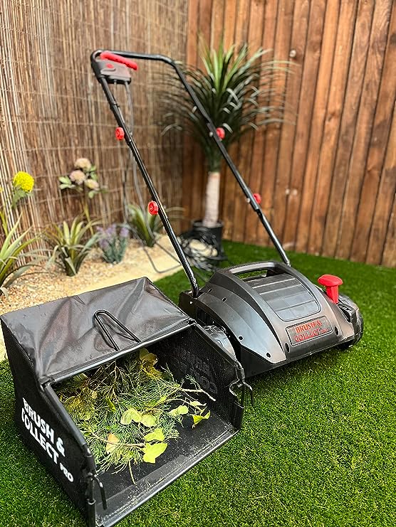 Artificial Turf Electric Power Sweeper/Ceaning Broom. Brush & Collect Pro-USA