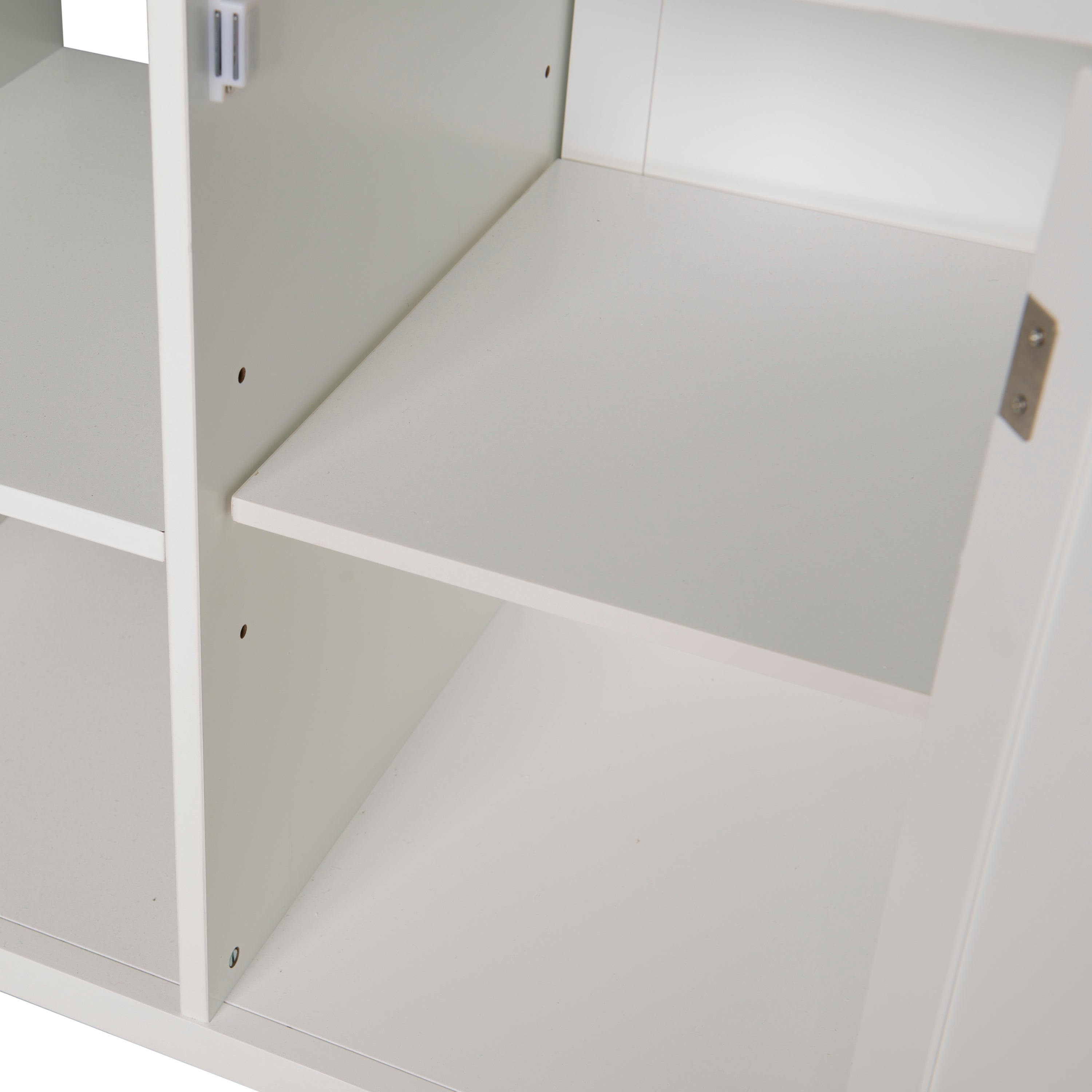 Linon Statum 3-Drawer Expandable Kitchen Cart with Open Shelves， White Finish