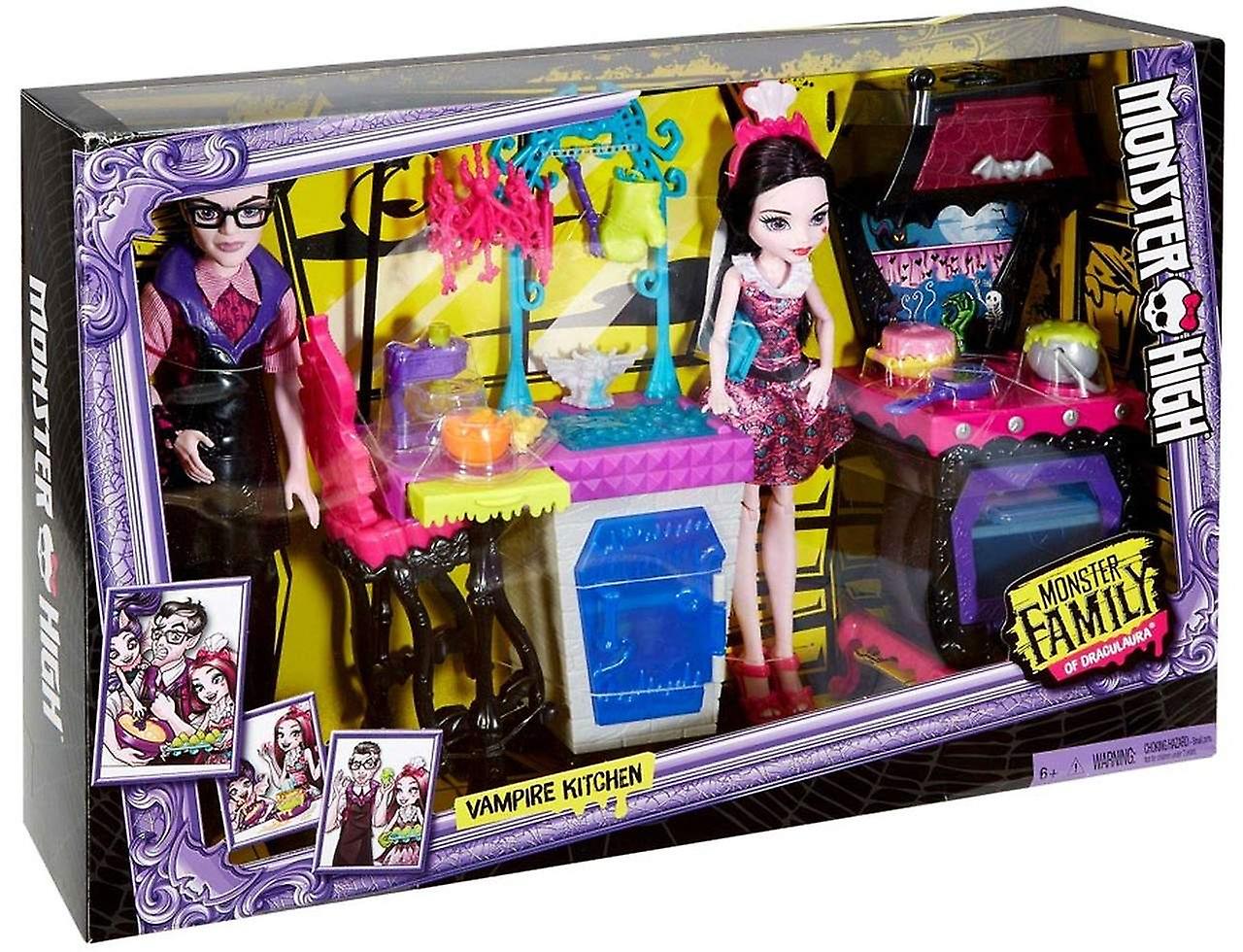 Monster High 2-Pack Vampire Kitchen Playset Draculaura And Dracula Dolls