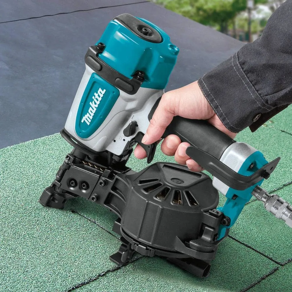 Makita 15 Degree 1-3/4 in. Pneumatic Coil Roofing Nailer AN454