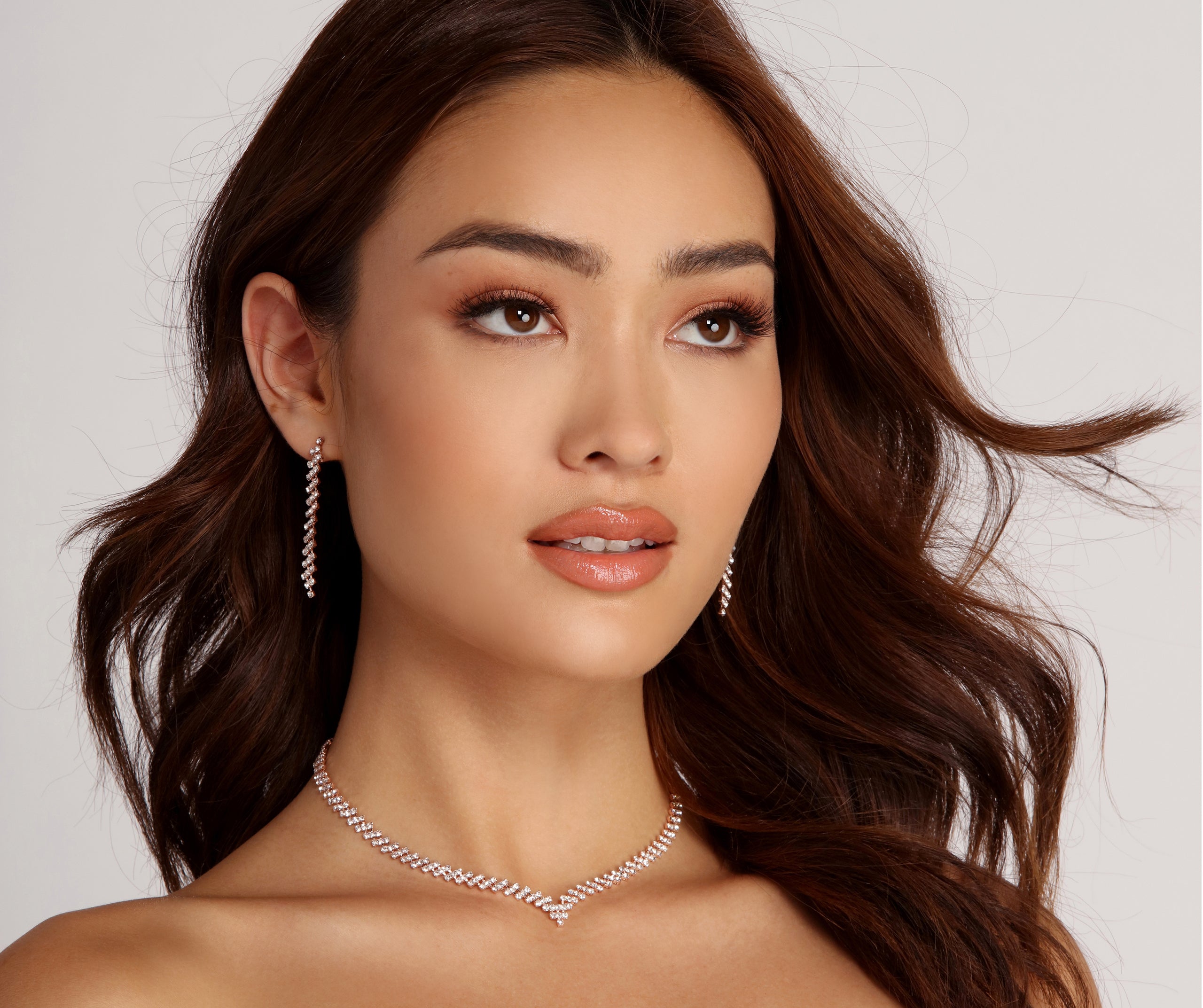 All In The Shine Necklace Set