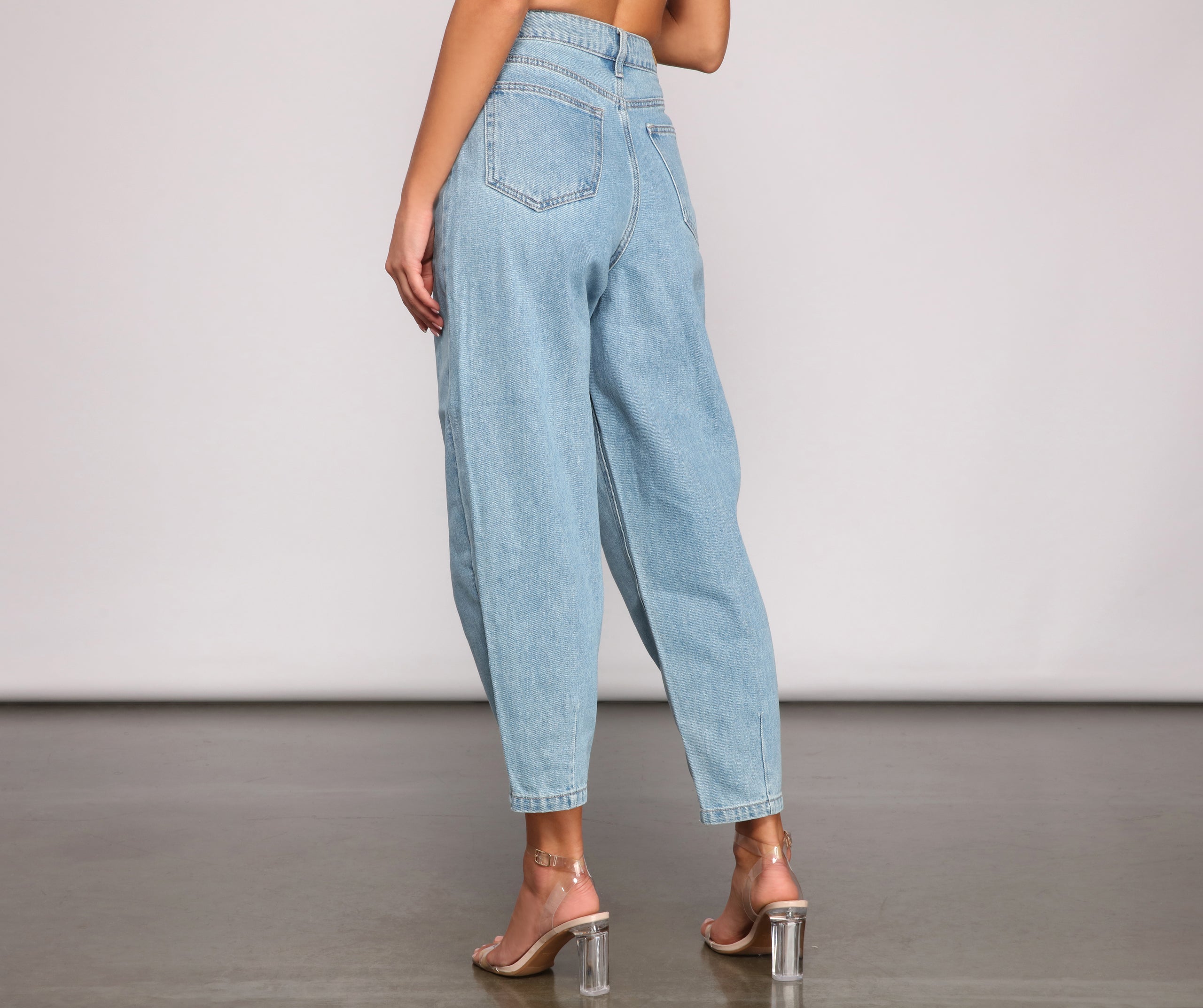 Essential High Rise Balloon Jeans