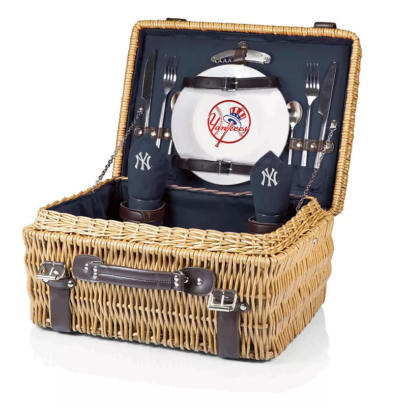 Picnic Time New York Yankees Champion Willow Picnic Basket with Service for 2