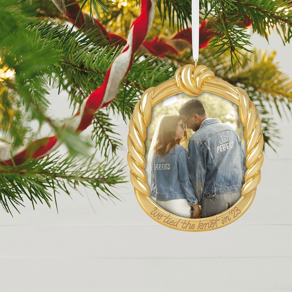 Hallmark  We Tied the Knot! 2023 Metal Photo Frame Ornament (364)