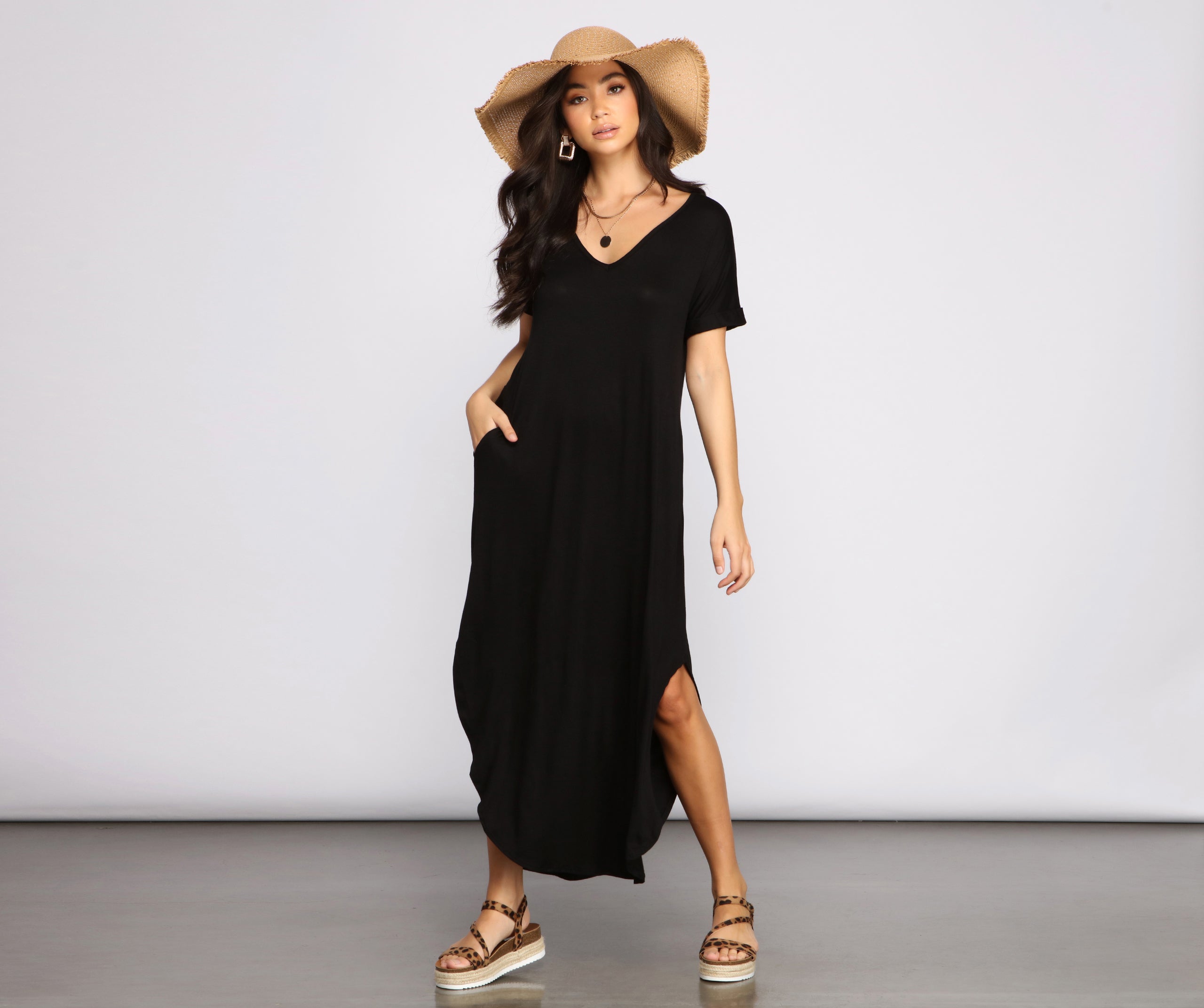 A Casual-Chic Moment Maxi Dress