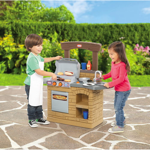 Little Tikes Cook 'n Play Outdoor BBQ Grill 12-Piece Plastic Outdoor Pretend Play Kitchen Toys Playset with Oven, Tan For Kids Girls Boys Ages 3 4 5+