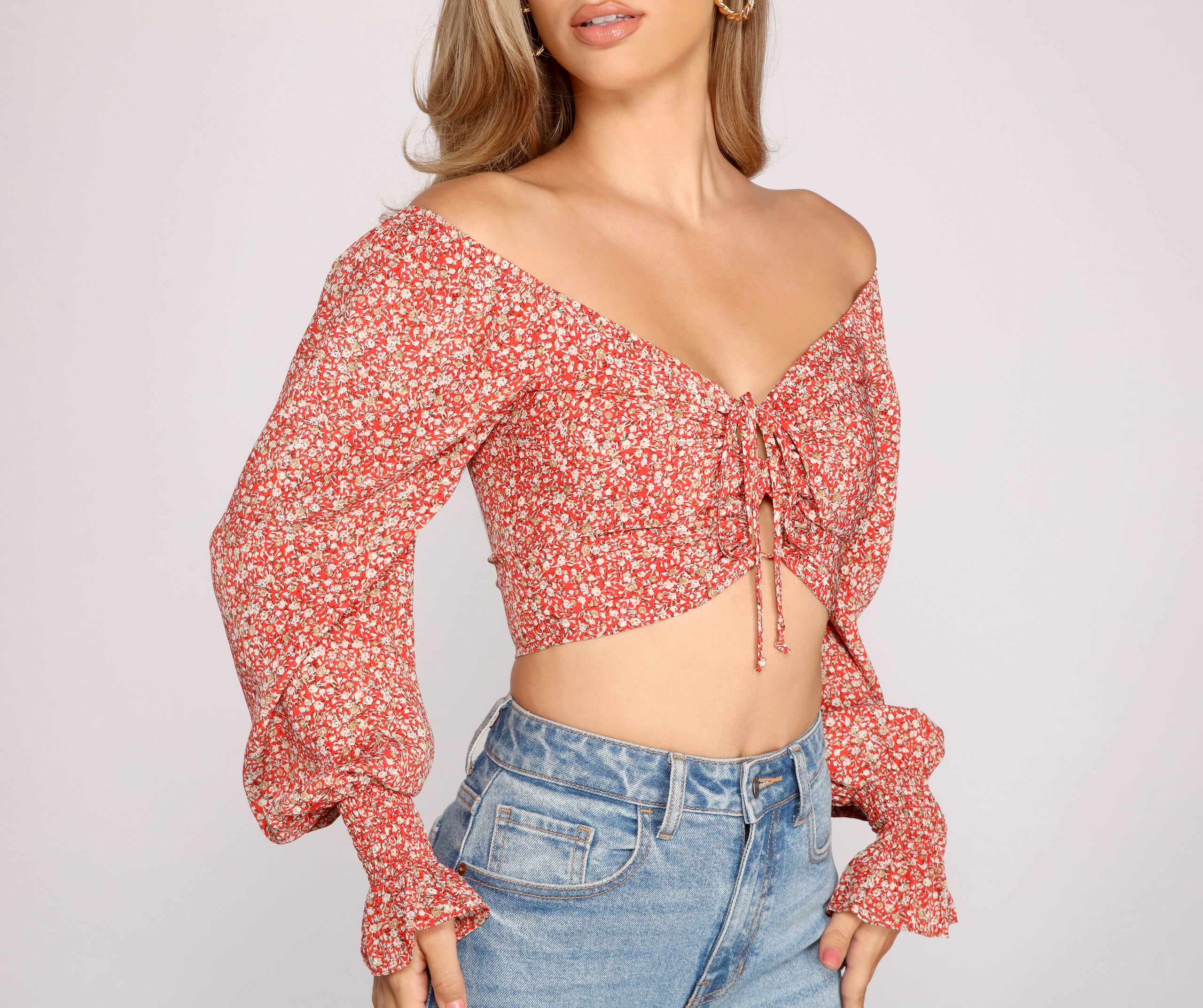 She's A Beauty Ditsy Floral Crop Top
