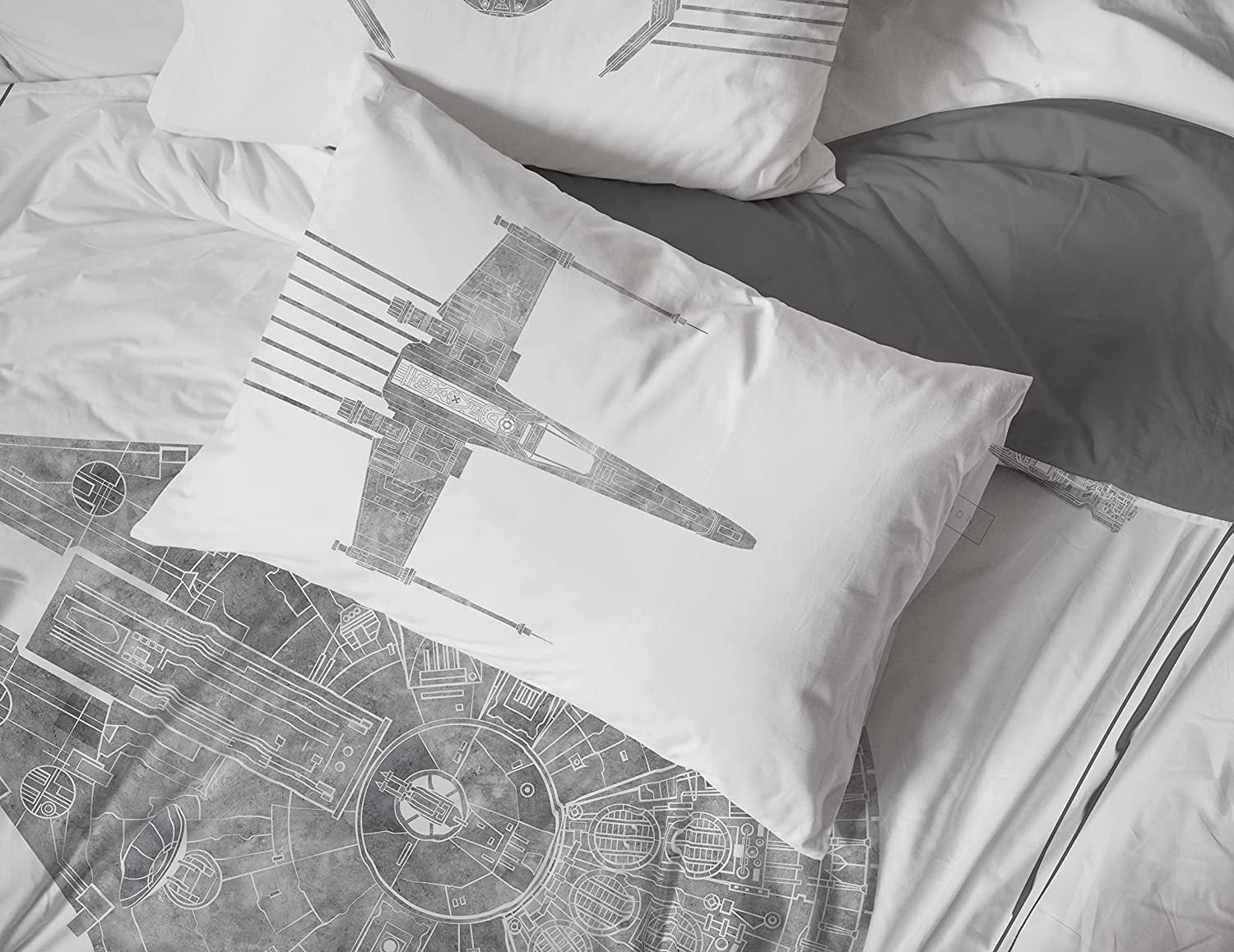 Star Wars Falcon Schematics 7 Piece Queen Size Bed Set, 100% Microfiber