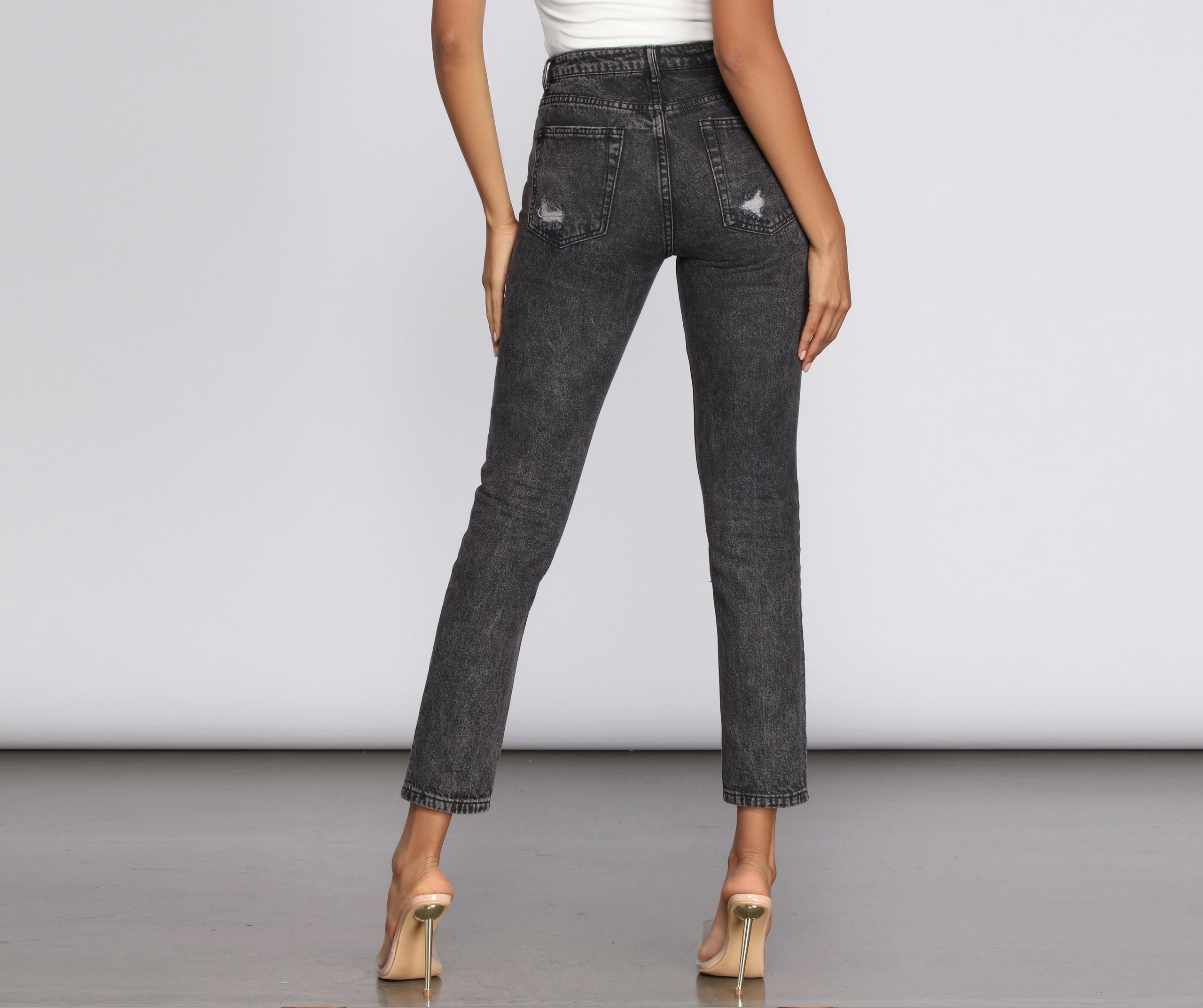 Lookin' Good Mid-Rise Destructed Jeans