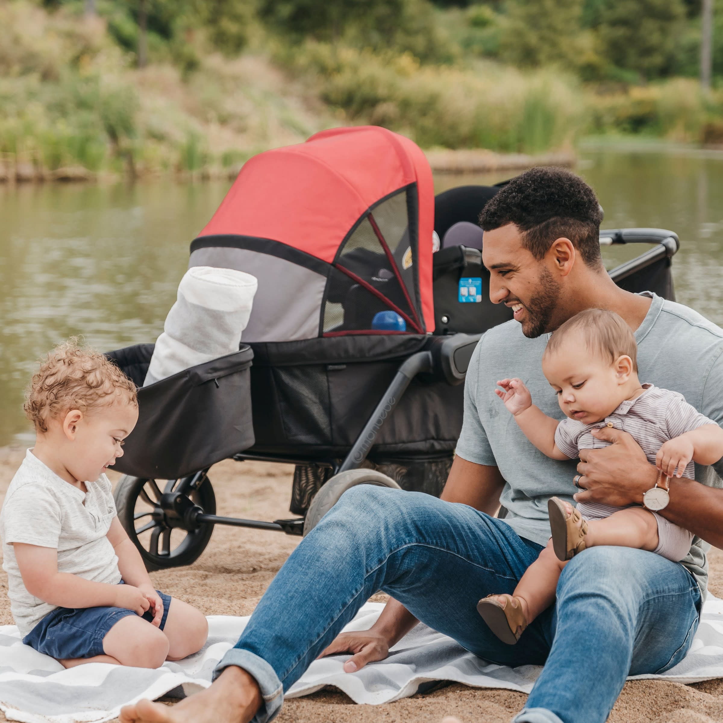 Monbébé Everyday Outings Wagon Stroller, Cardinal Red