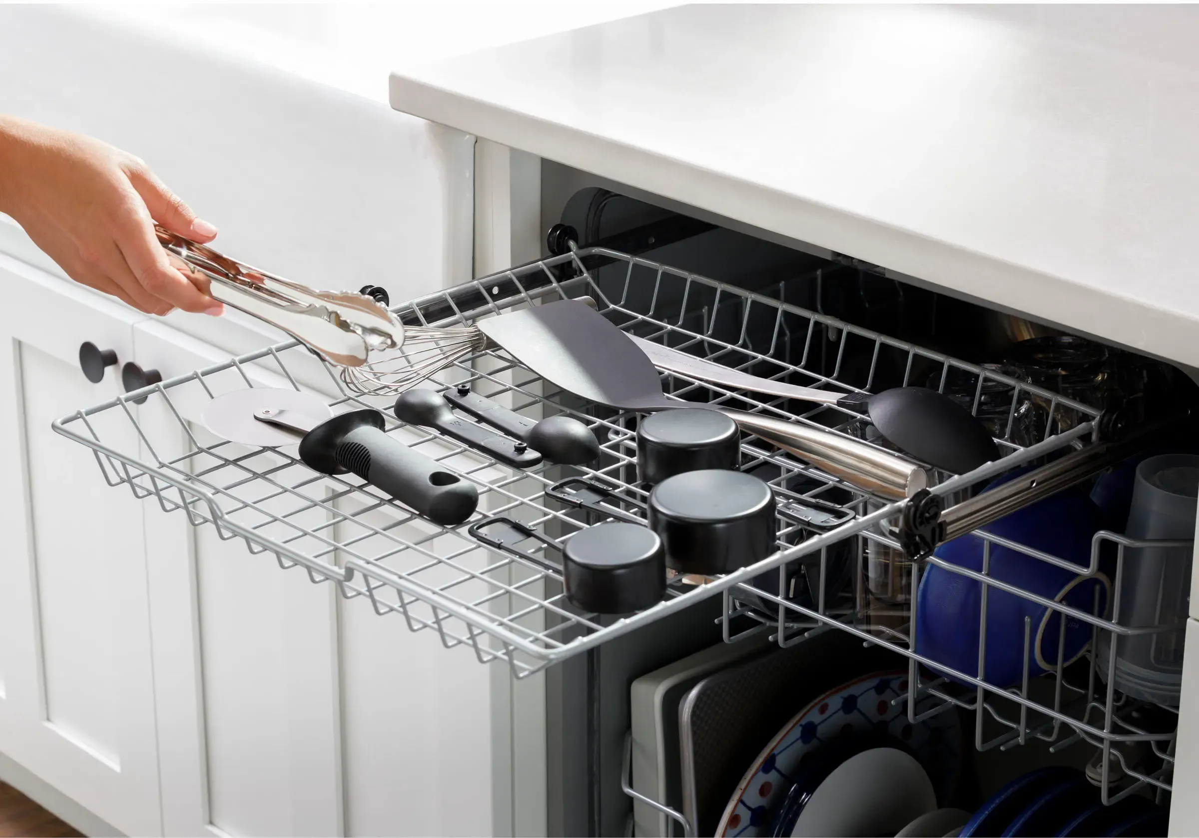 GE Top Control Dishwasher GDT630PGRBB