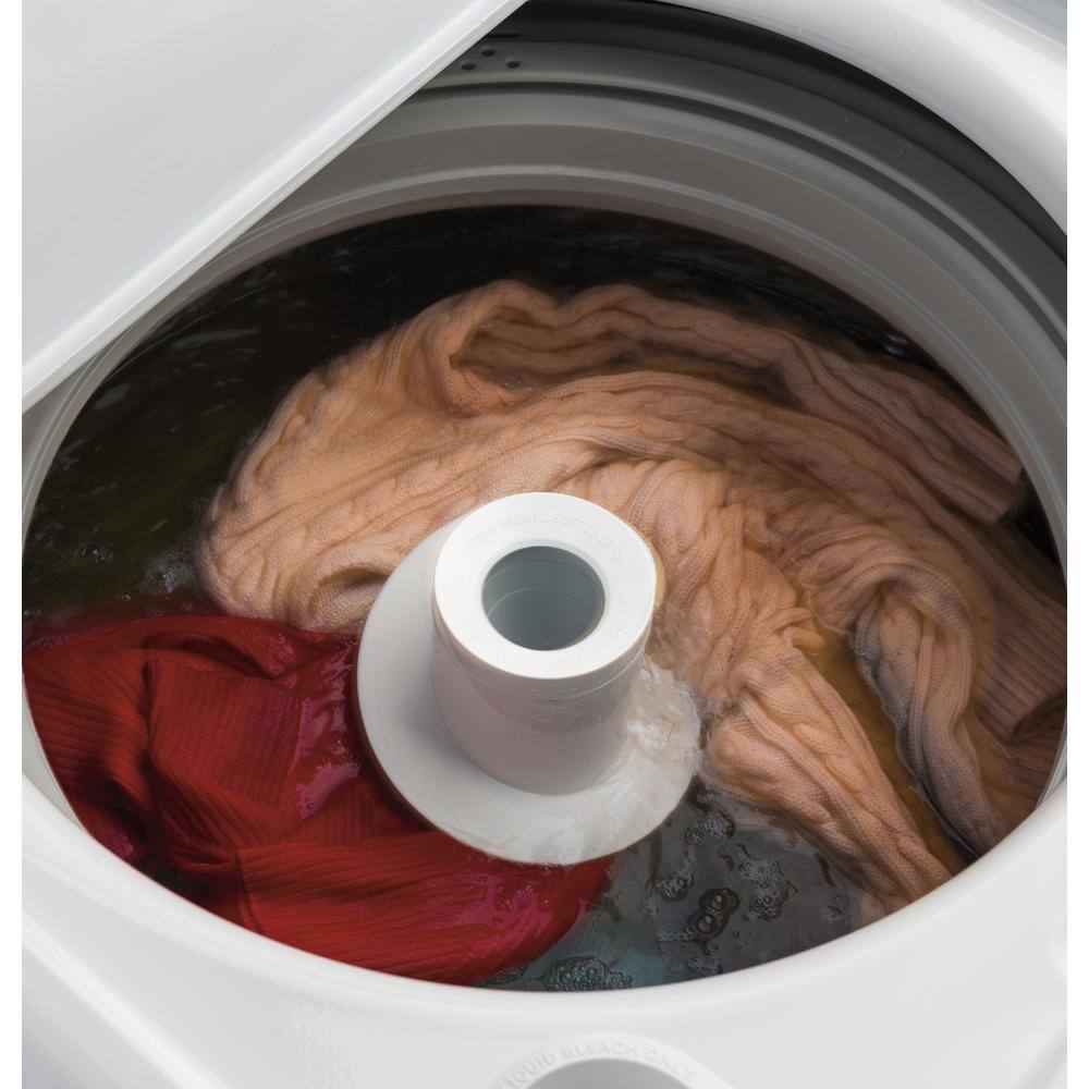 GE 4.5 cu. ft. Top Load Washer with Deep Fill in White GTW465ASNWW