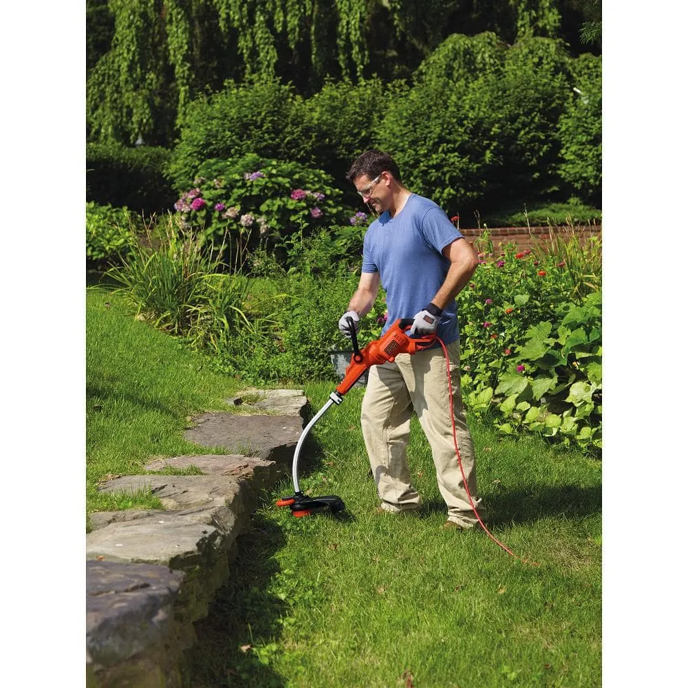 BLACK+DECKER 14 in. 7.5 AMP Corded Electric Curved Shaft 0.080 in. Single Line 2-in-1 String Trimmer & Lawn Edger with Automatic Feed GH3000