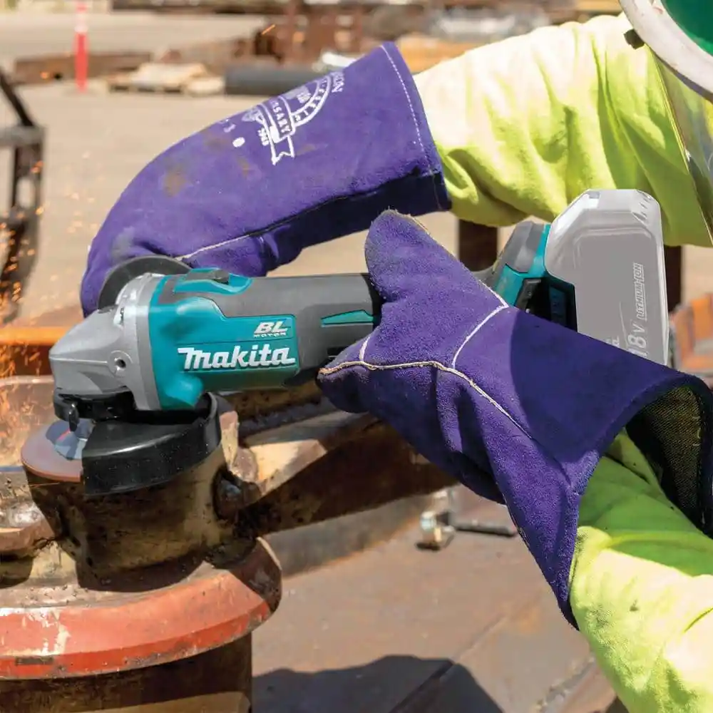 Makita 18V LXT Lithium-Ion Brushless Cordless 4-1/2 in./5 in. Cut-Off/Angle Grinder (Tool-Only) XAG04Z