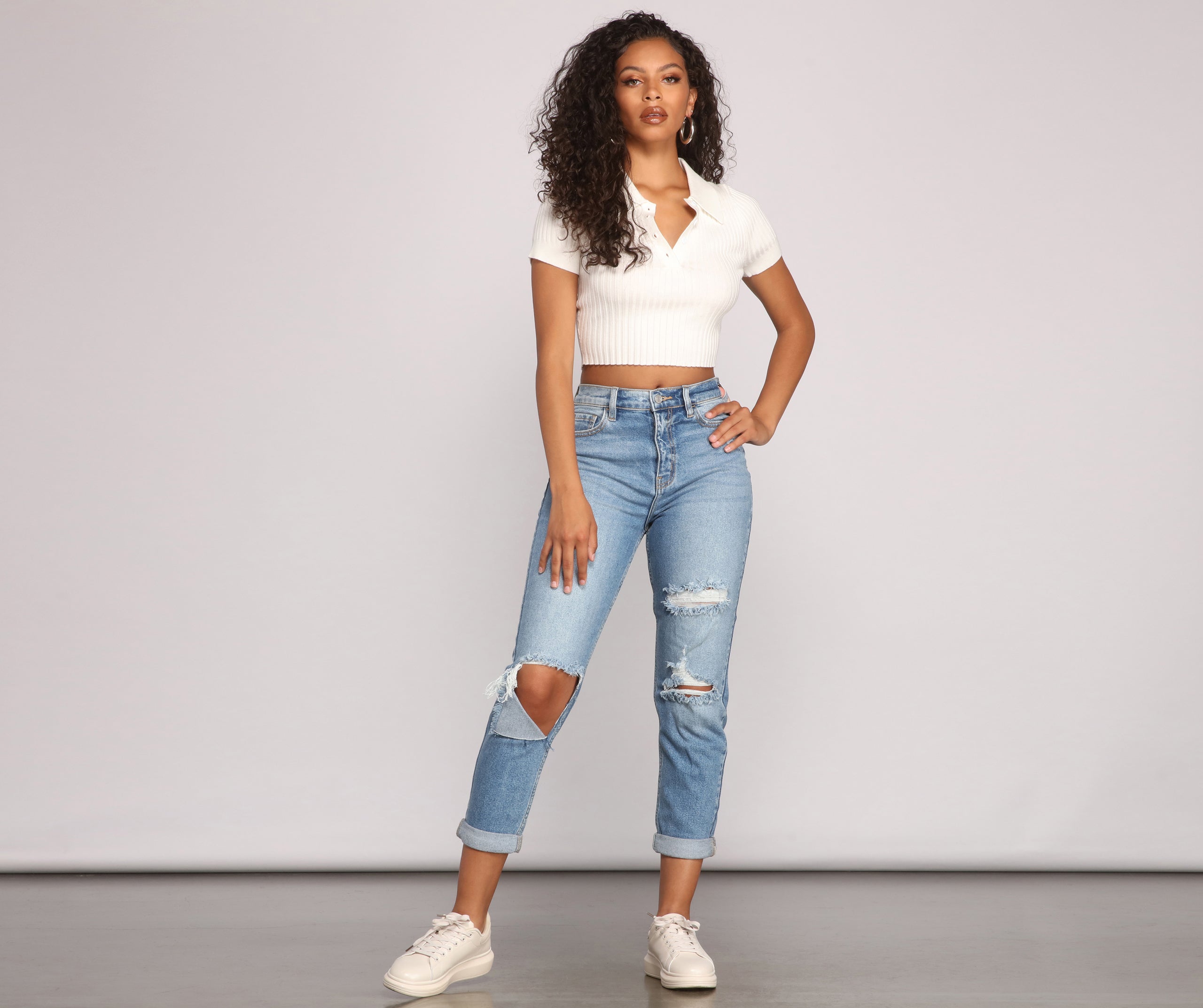 High-Rise Cropped And Cuffed Mom Jeans