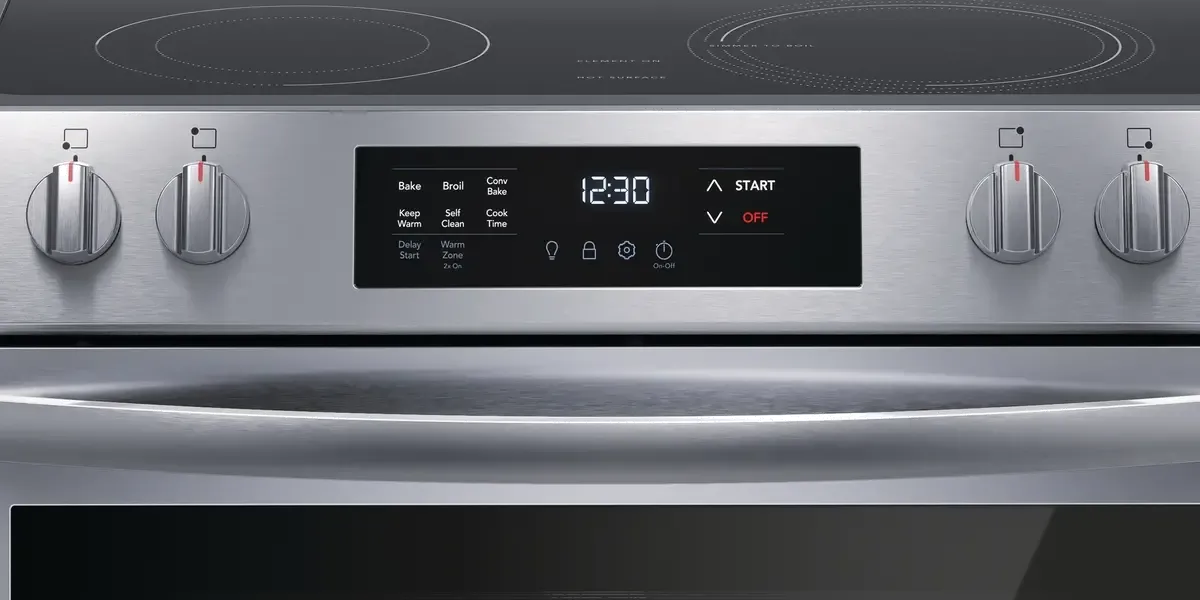 Frigidaire Electric Range FCFE3083AS