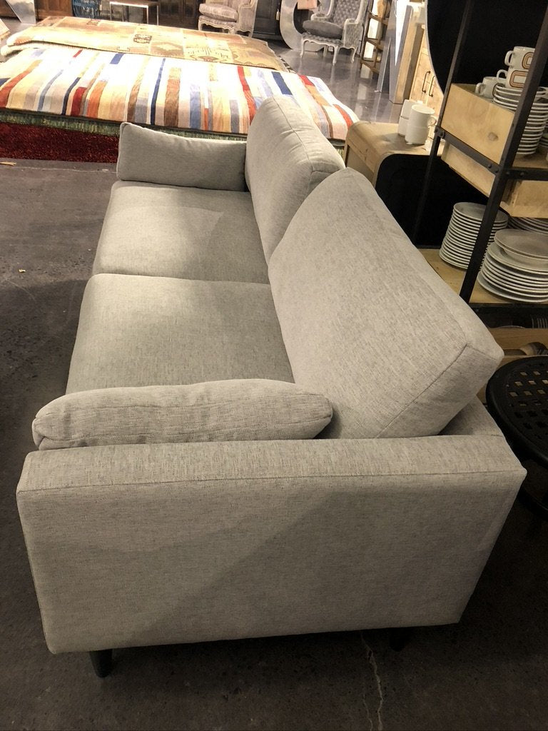 TRAFTON SOFA