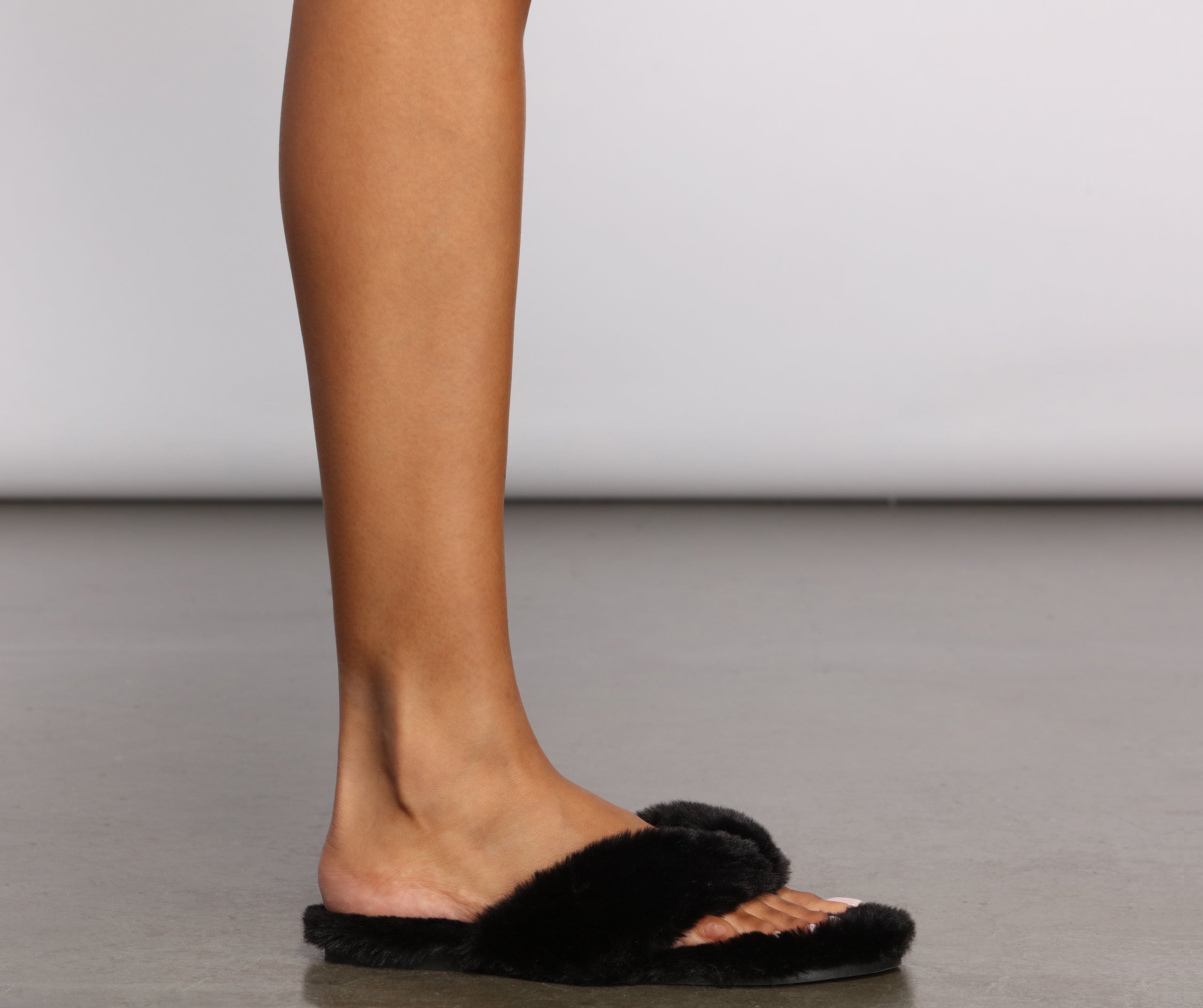 Basic Fuzzy Thong Strap Slippers