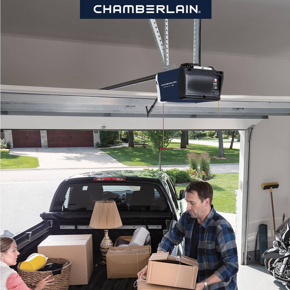 Chamberlain D2101 1/2 HP Heavy-Duty Chain Drive Garage Door Opener