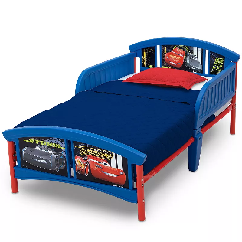 Disney / Pixar Cars Toddler Bed by Delta Children